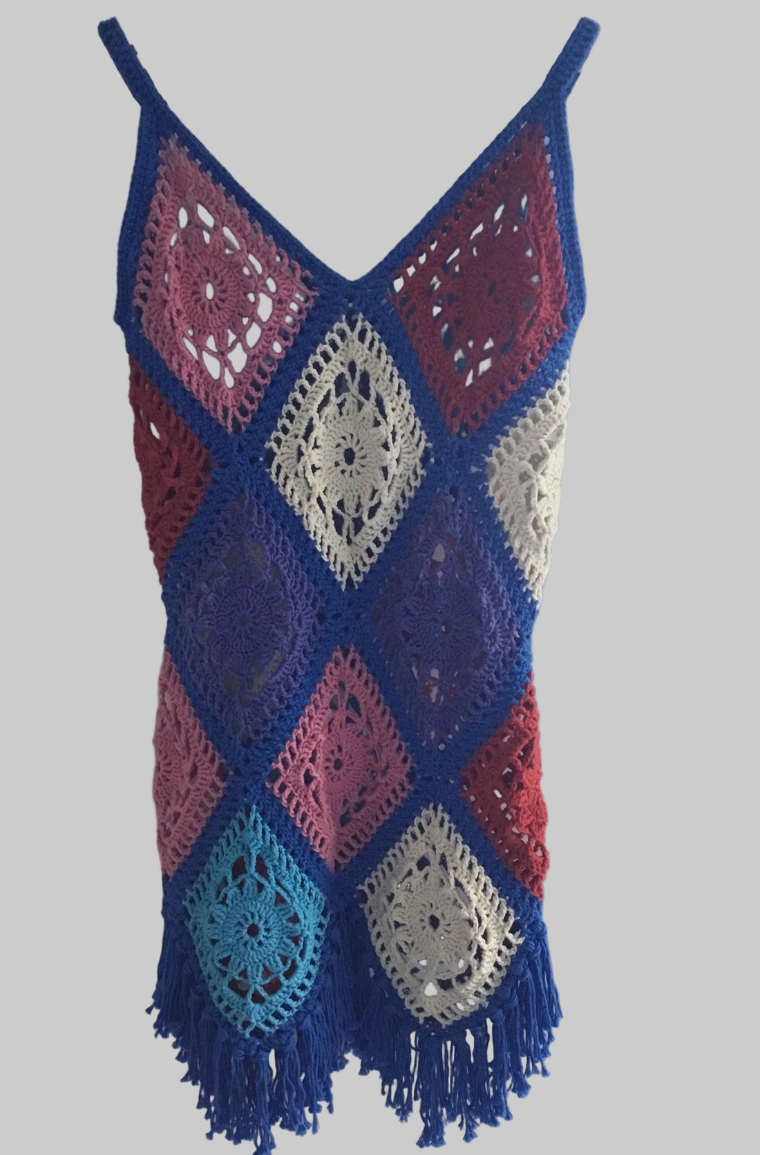 Handgefertigtes, einzigartiges Boho Häkel-Oma-Quadrat-Kleid