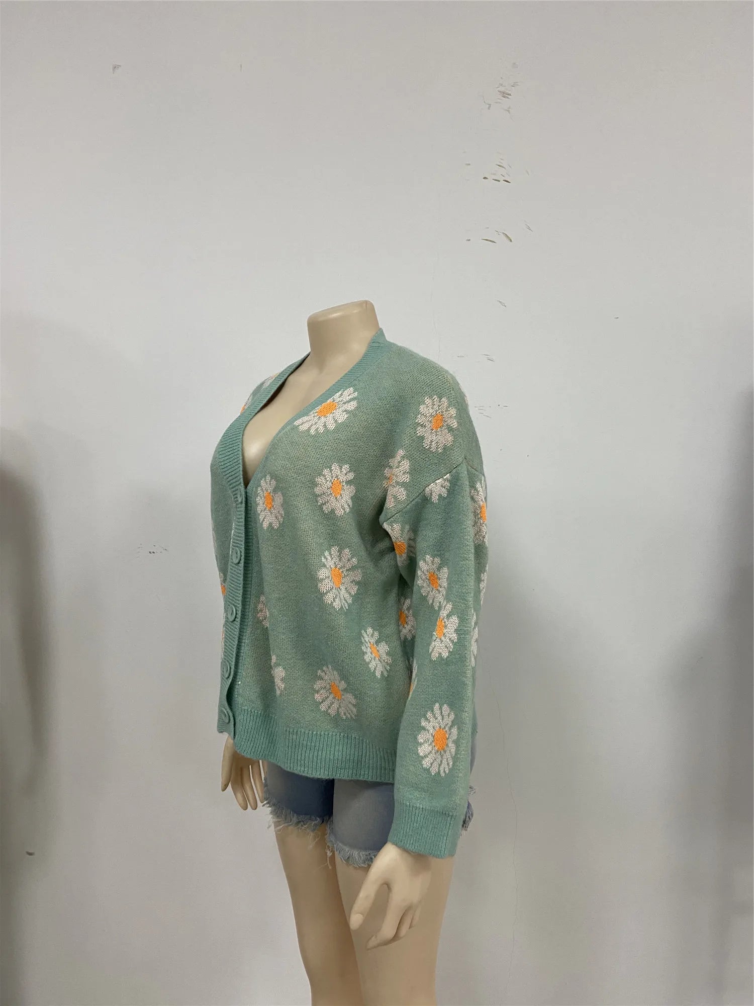 Little Daisy V-Neck Oversize Cardigan - Festigal