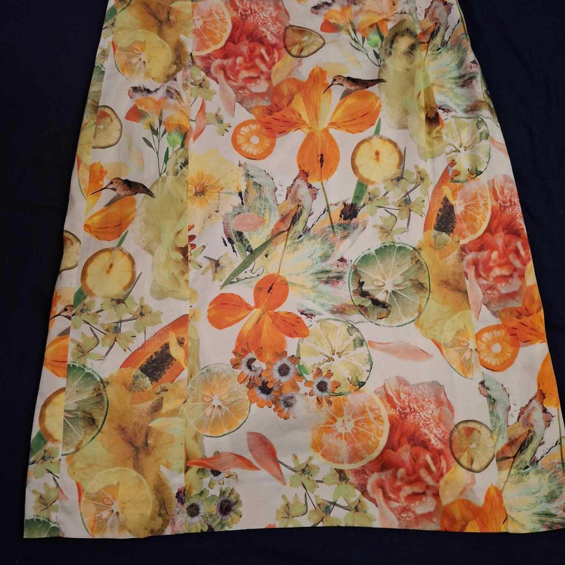 Mark Cain Dress BNWOT Size N5 UK size 16 Floral Fruit Print. - Festigal