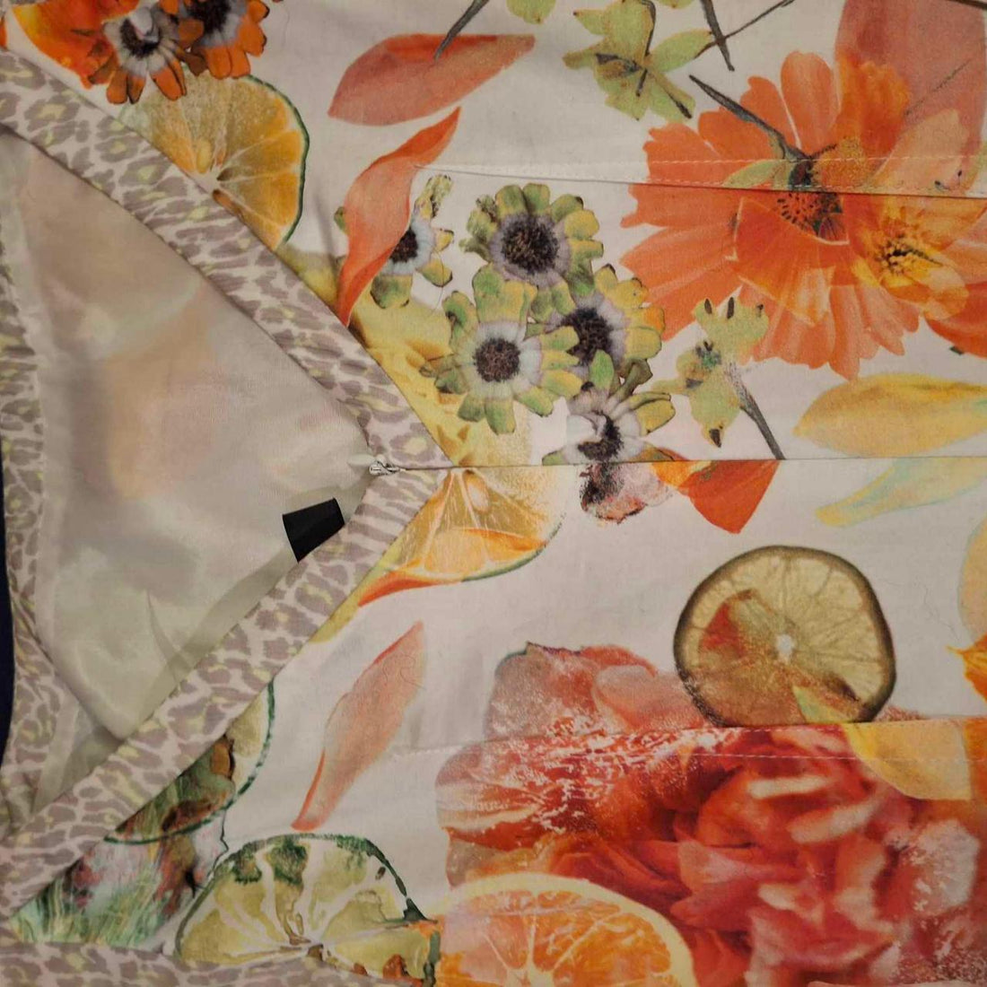 Mark Cain Dress BNWOT Size N5 UK size 16 Floral Fruit Print. - Festigal