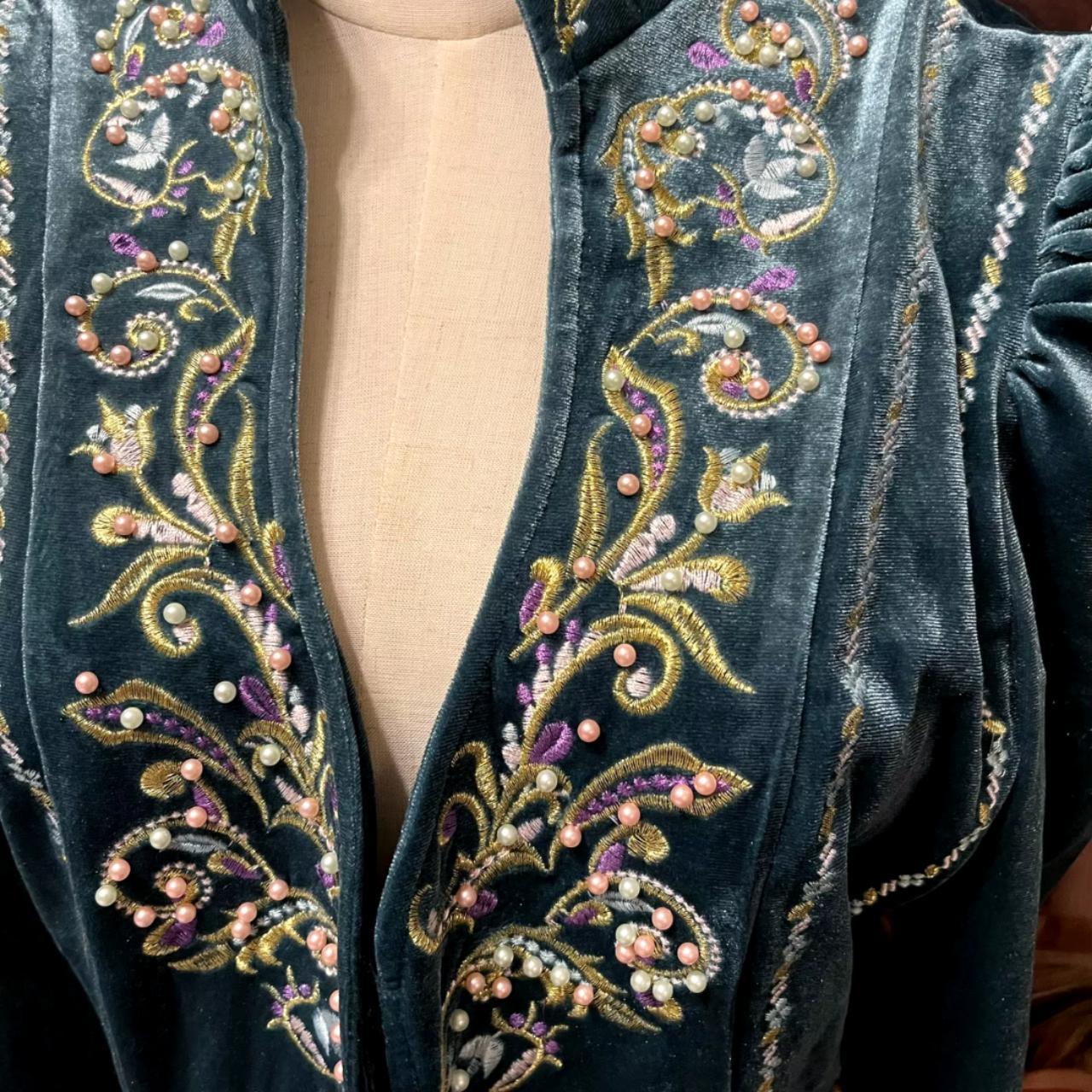 Embroidered Peplum Velvet Blouse - Festigal