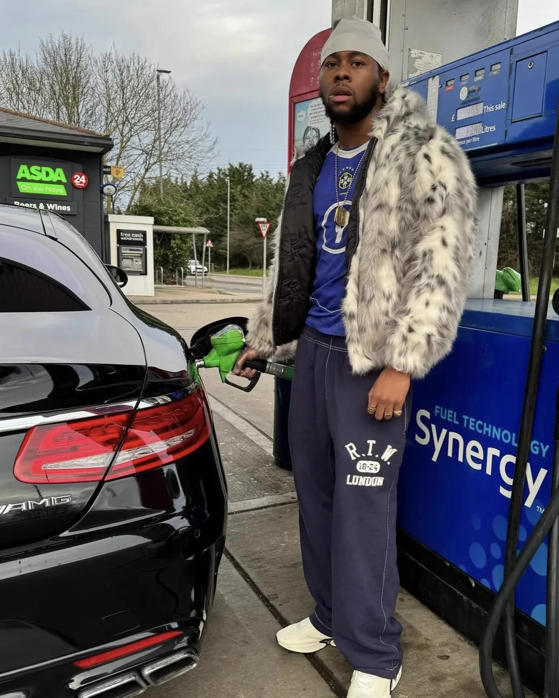 Men's Snow Leopard Faux Fur Coat - Festigal