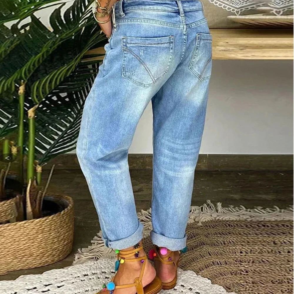 Straight Legged Relaxed Button Jeans - Festigal