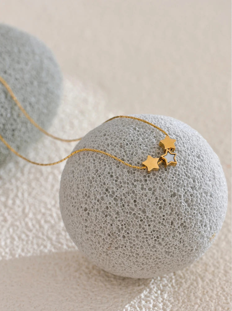 Trio Of Stars Necklace - Festigal