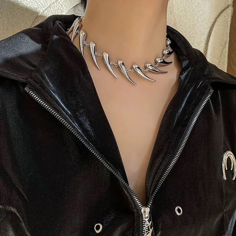 Wolf Tooth Choker - Festigal