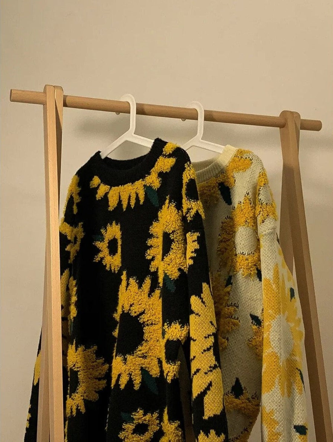 Sunflower Warming Jumper - Festigal