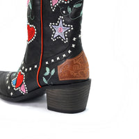 Embroidered Western Cowboy Boots