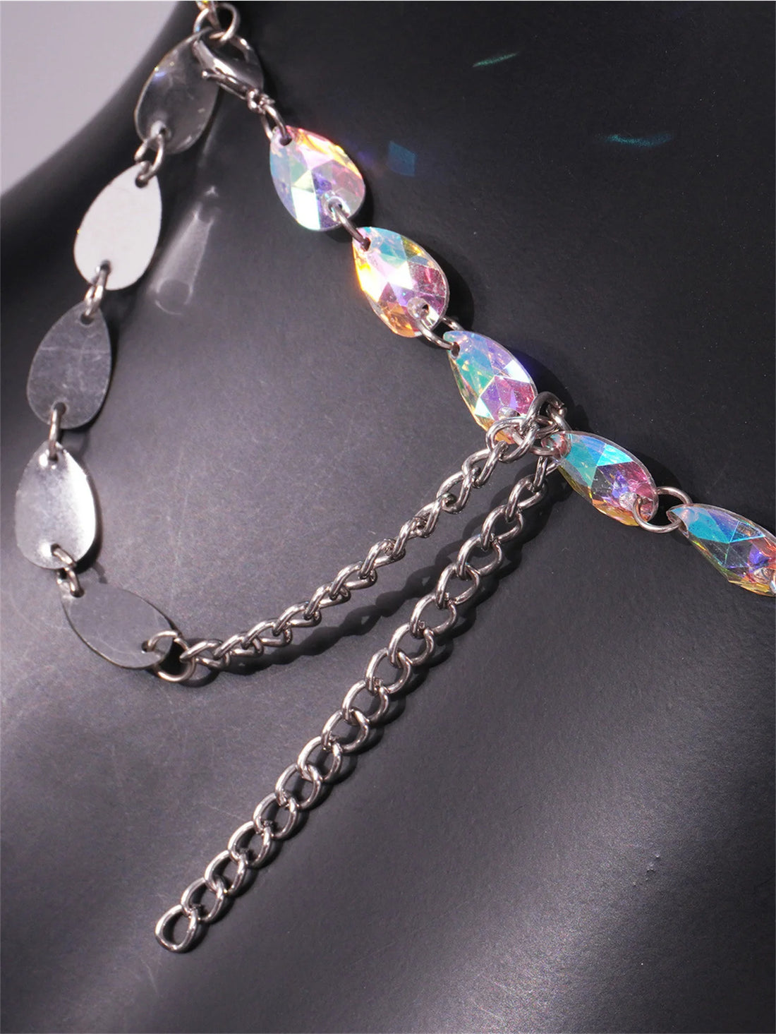 Hollow Out Rhinestone Top - Festigal