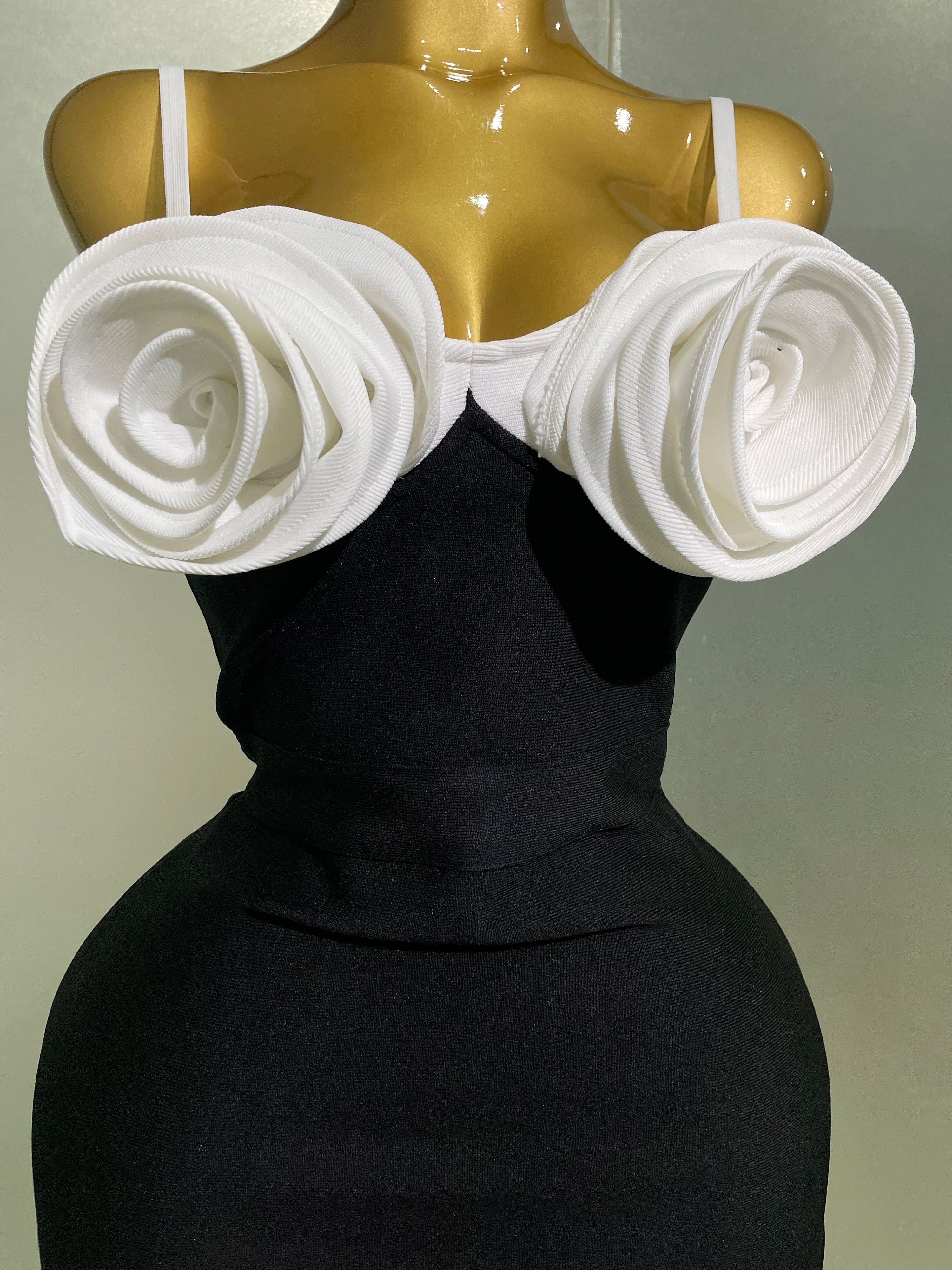 3D Blumen Verbandkleid