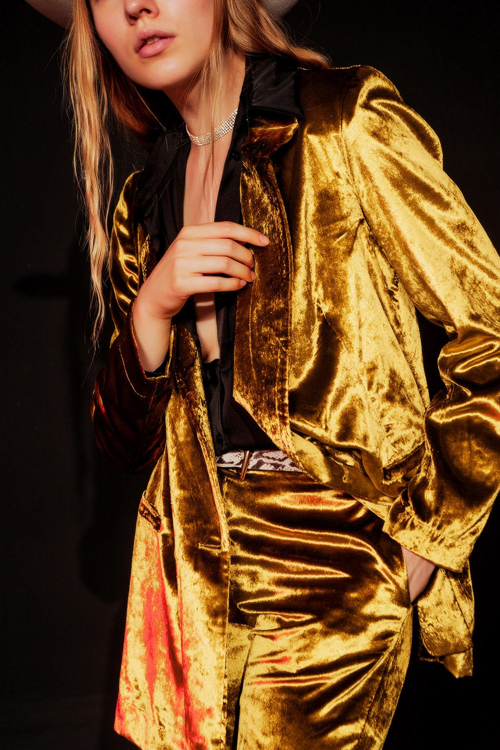 Gold Velvet Oversized Blazer - Festigal