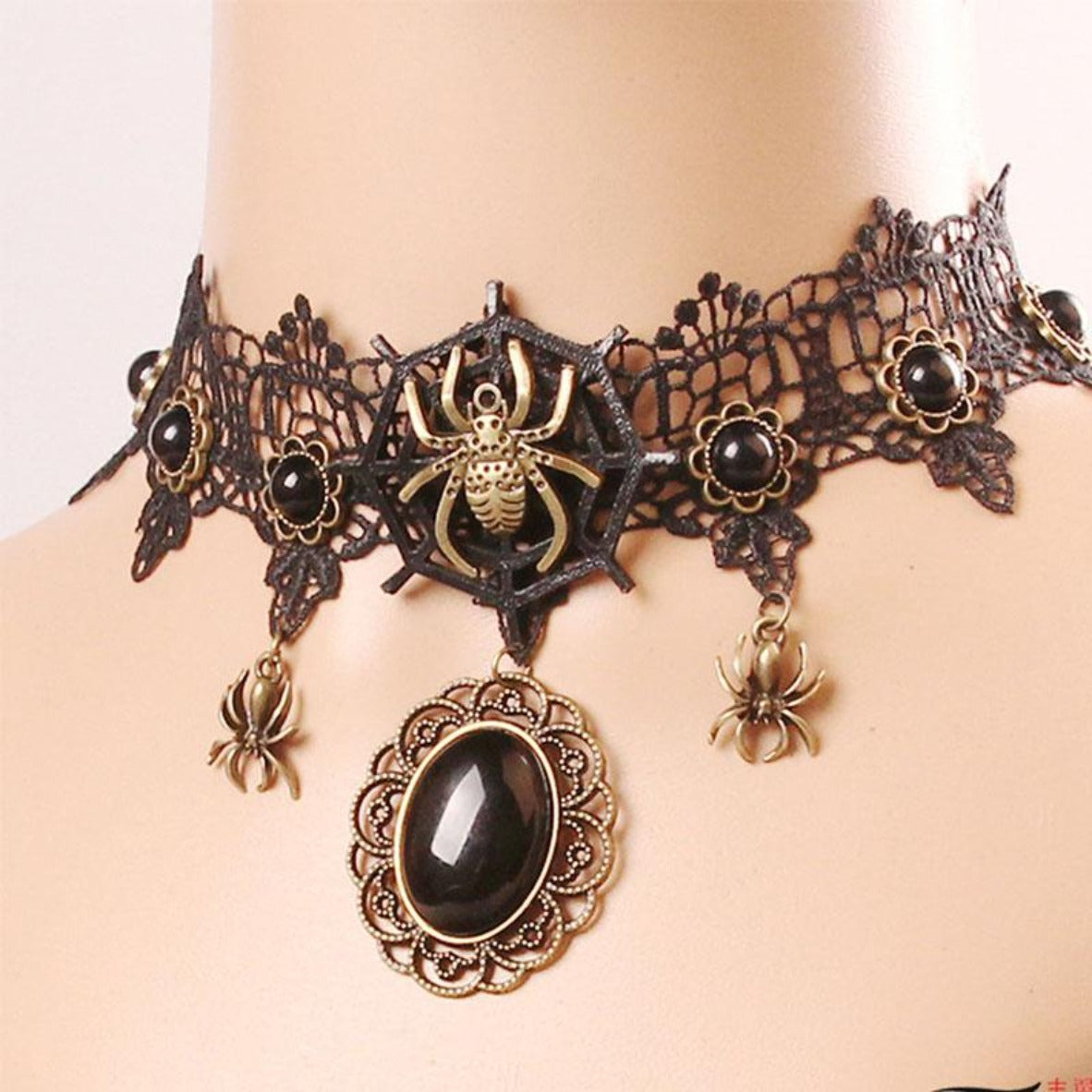 Retro Halloween Spider Lace Necklace