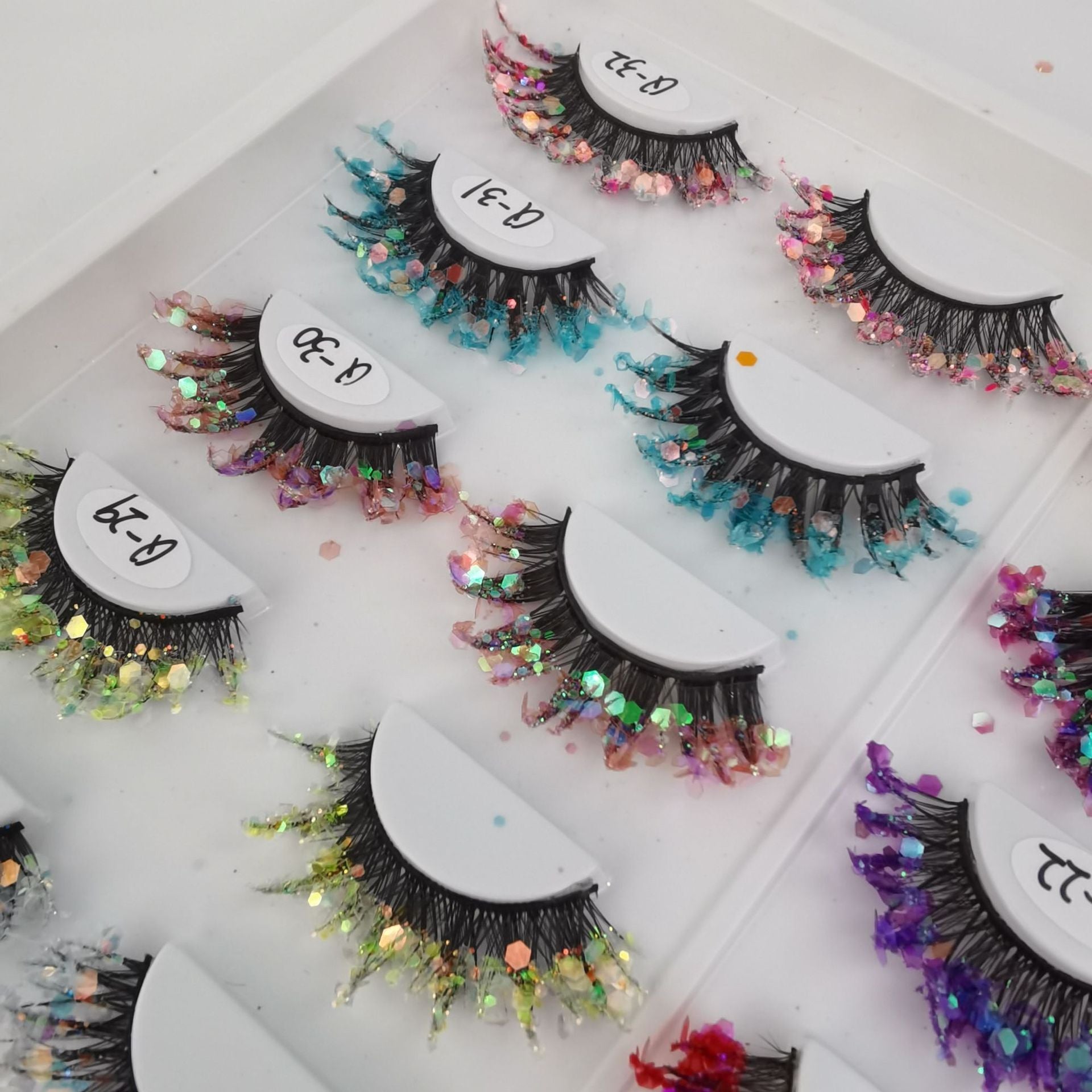 Luminous Sequin False Eye Lashes - Festigal
