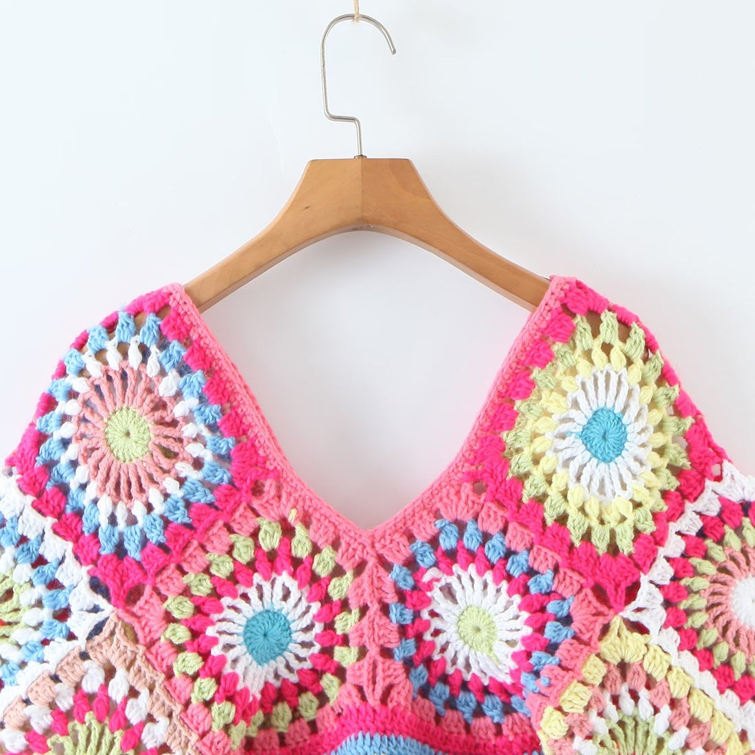 Colourful Crochet Cropped V Neck Top - Festigal