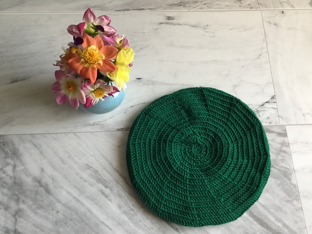 Handmade Crochet Classic Green Beret - Festigal