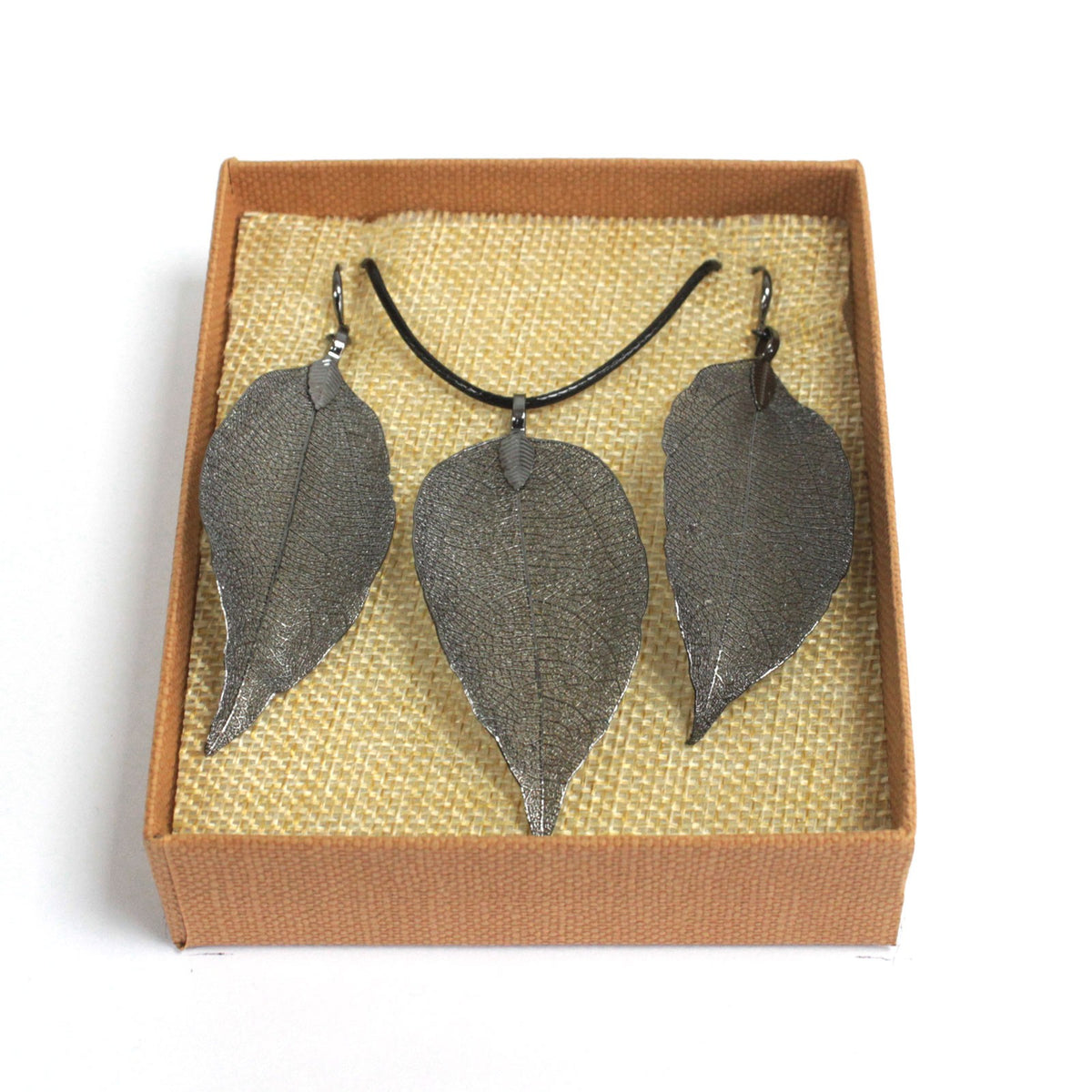 Necklace and Earing Set - Bravery Leaf